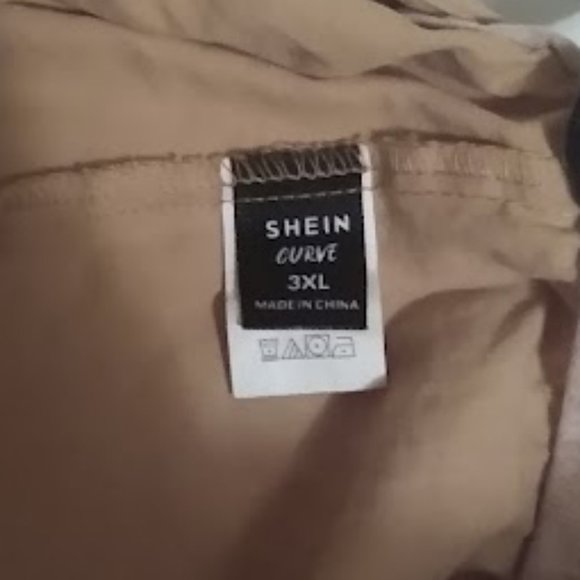 Womans Khaki Pants by Shein - Picture 4 of 4
